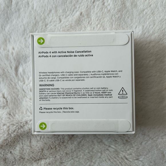 NEW AirPods 4 with Noice Cancellation - Picture 3 of 5